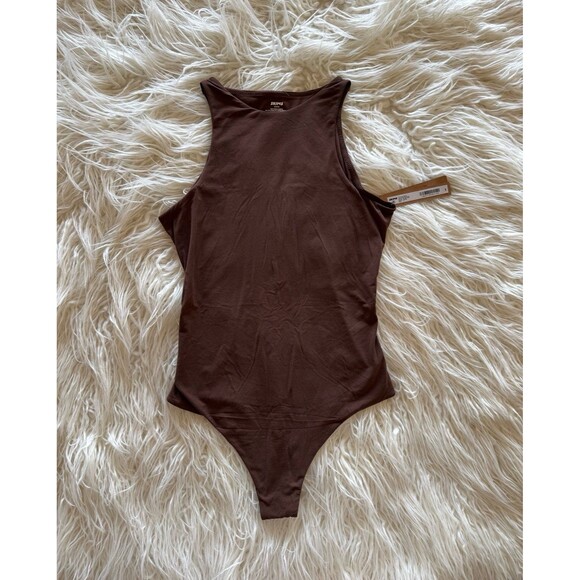 Skims Fits Everybody High Neck Bodysuit Cocoa Size Small - Picture 1 of 9